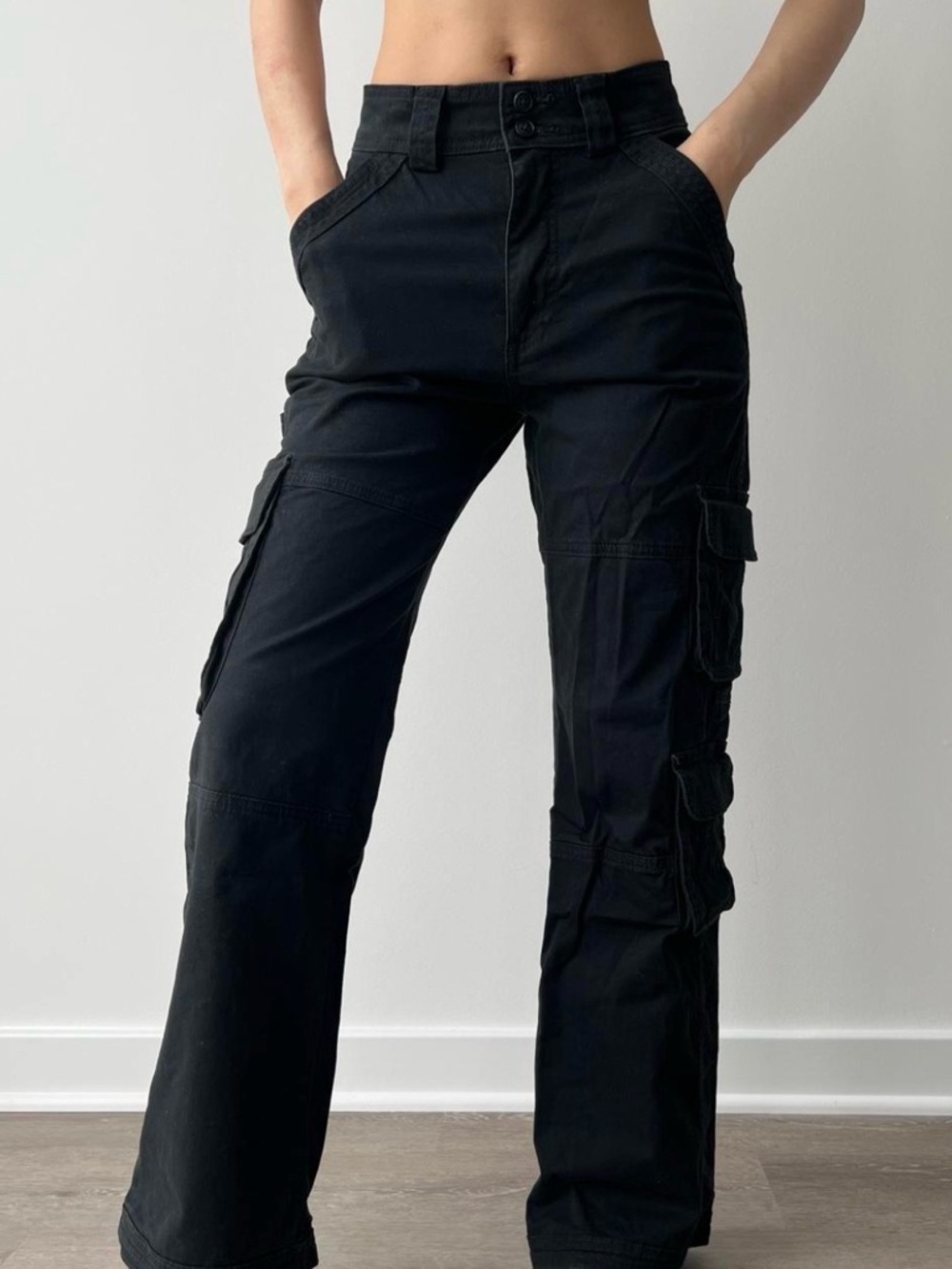 Abercombrie women black  Cargo Pants - Classic Utility Style